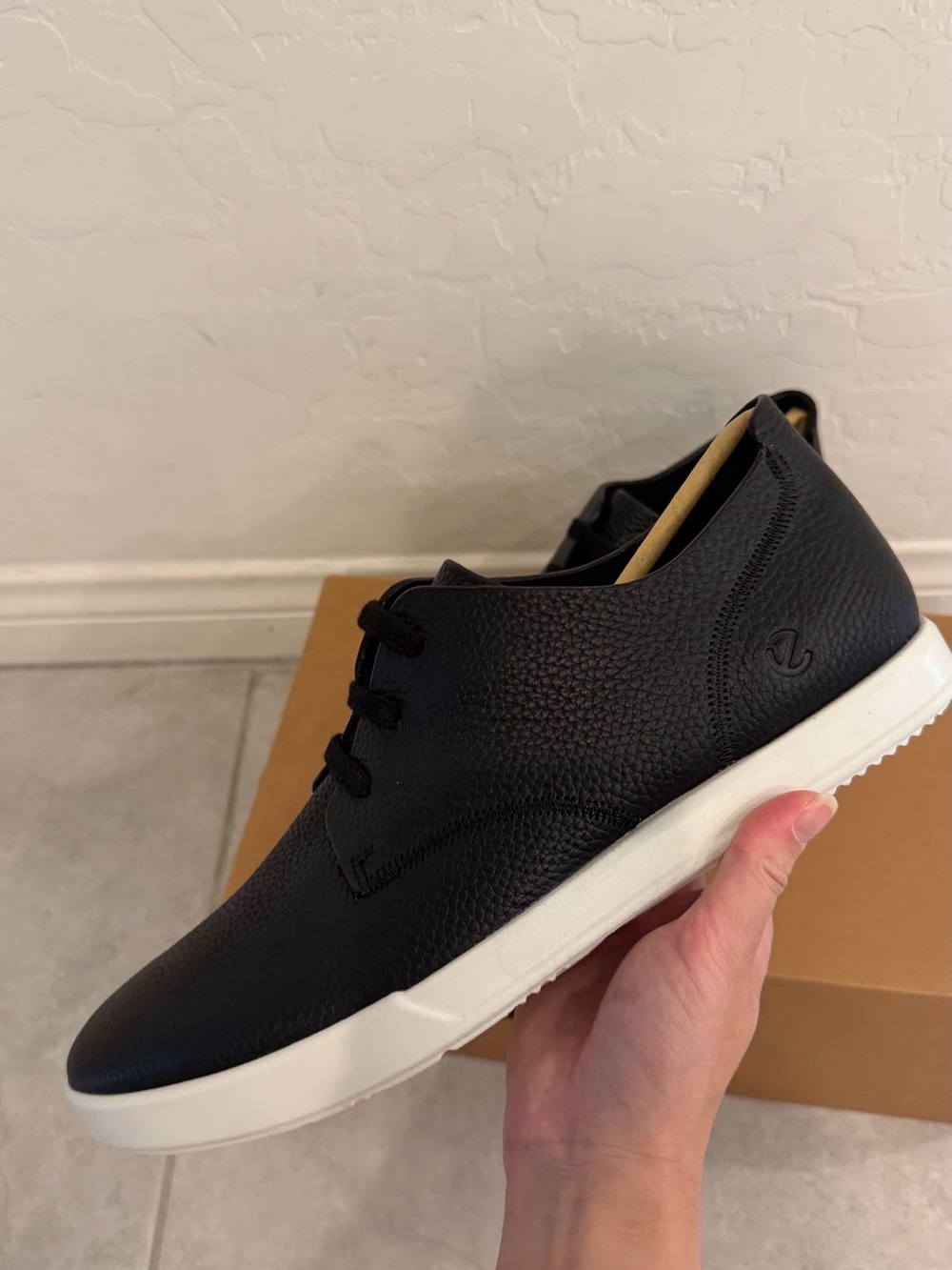 Ecco Black Leather Lace-Up Slip-On with White Sole